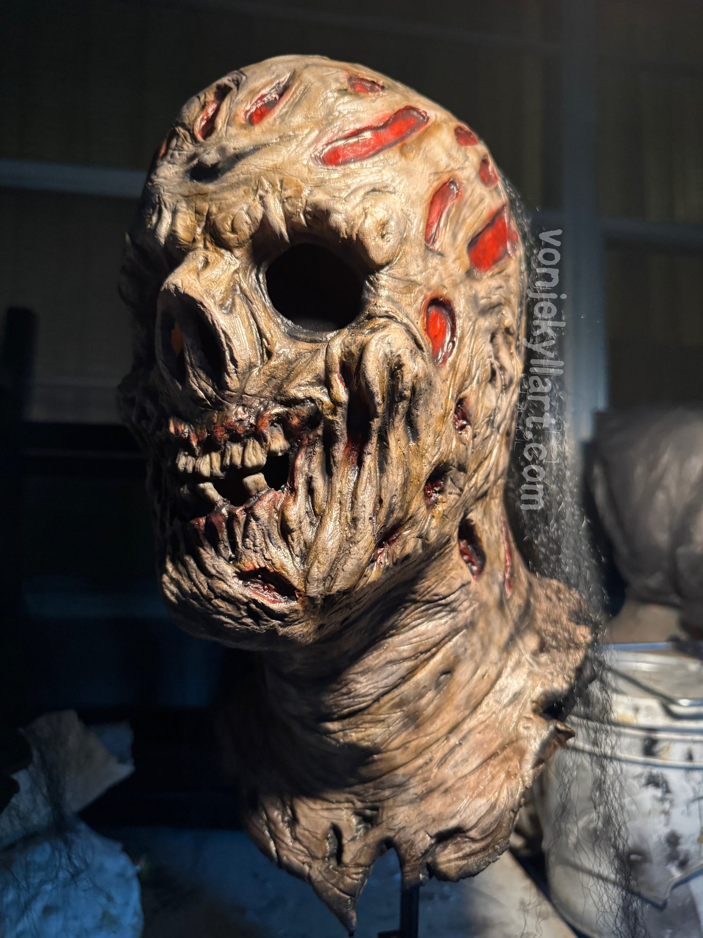 Gravewalker Mask