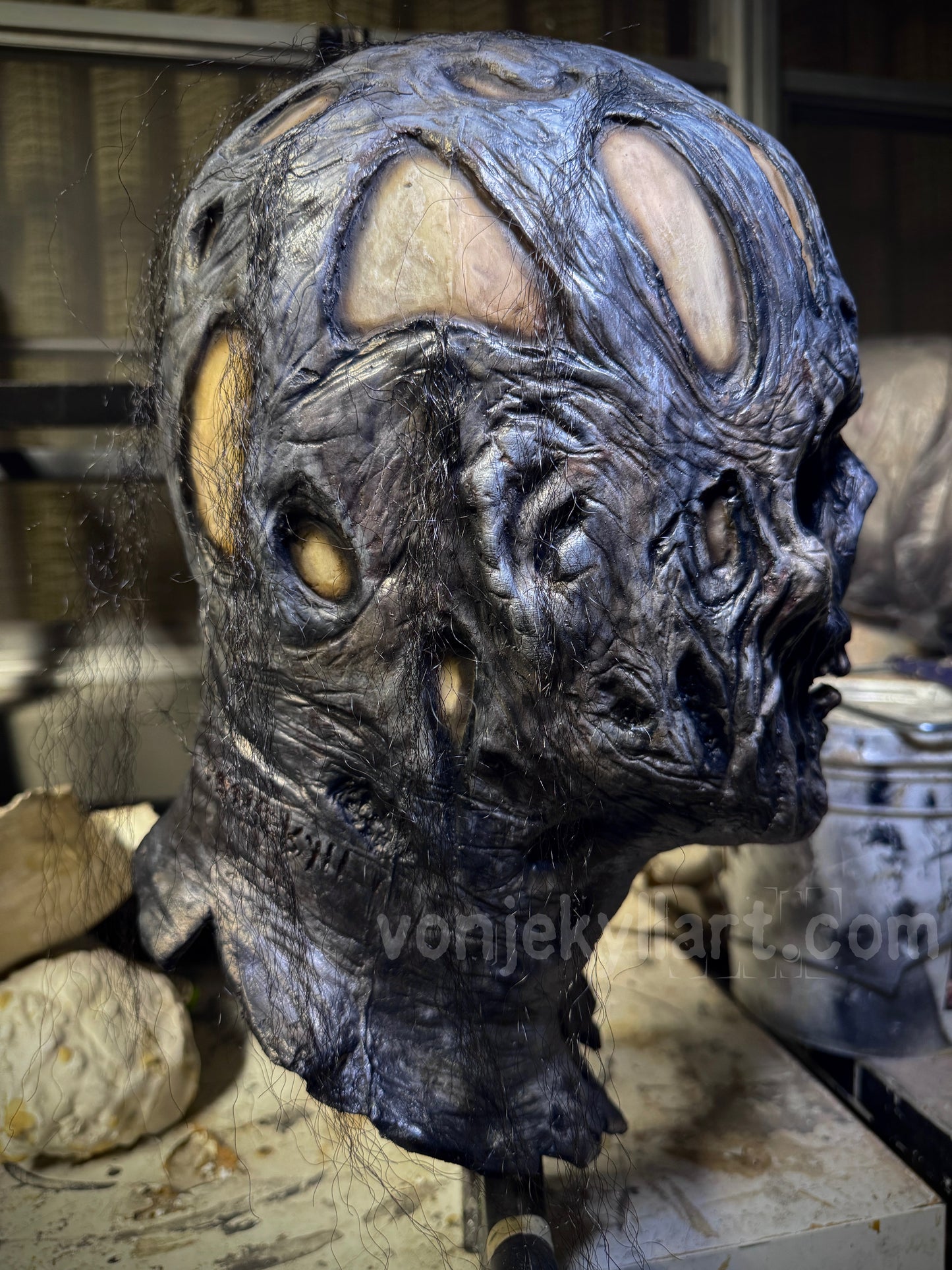 Gravewalker Mask