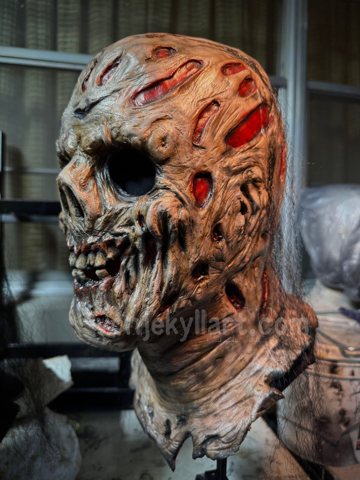 Gravewalker Mask