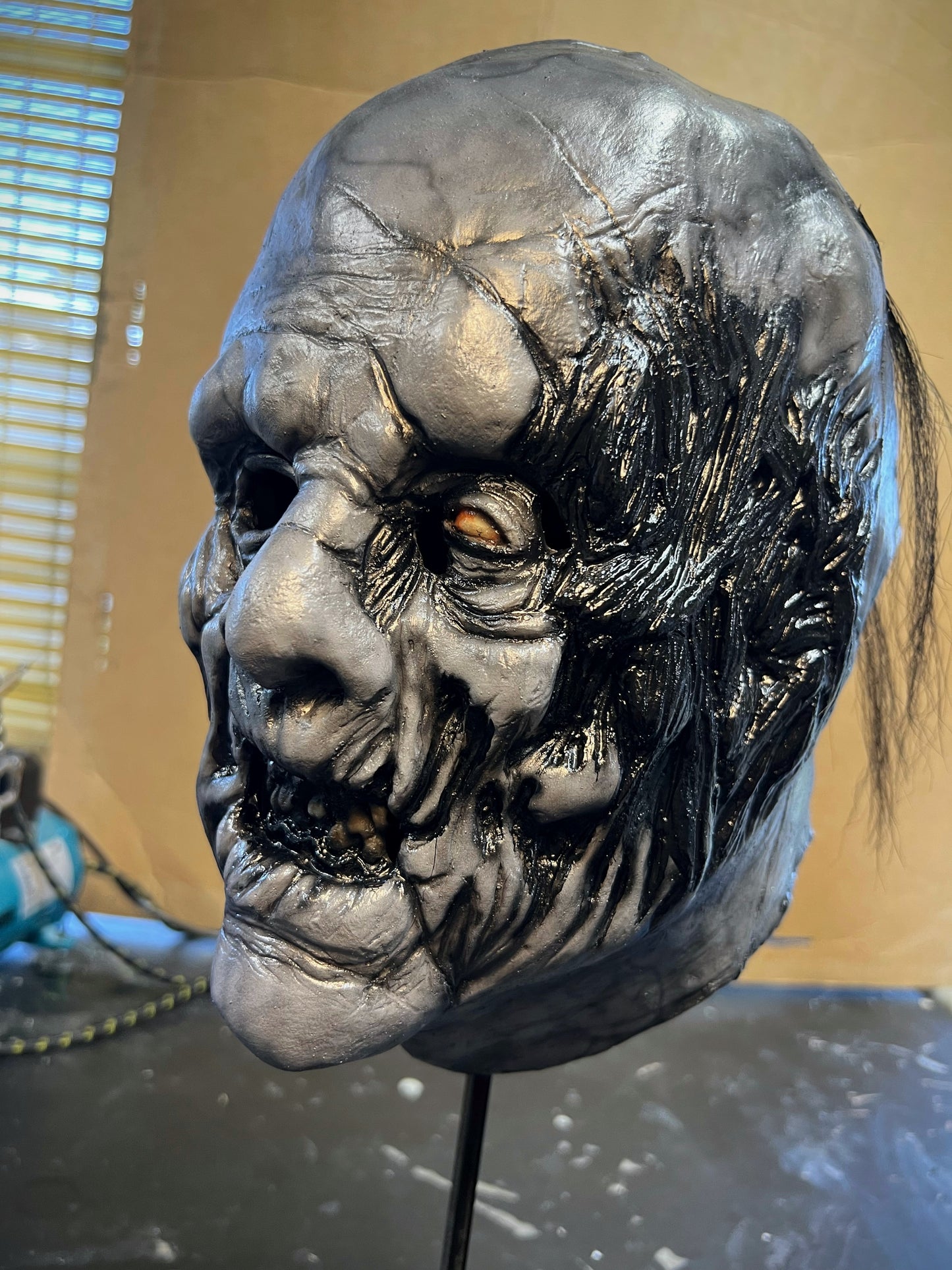Cousin Mask